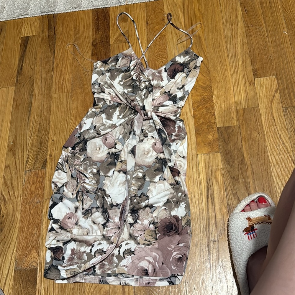 Fashion Nova Floral Mini Dress NWTs size medium